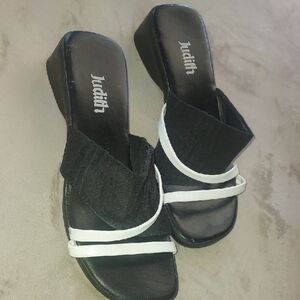 Y2K Black and White Platform Sandals